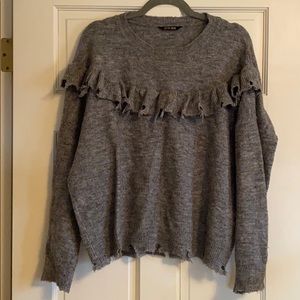 DISTRESSED SWEATER